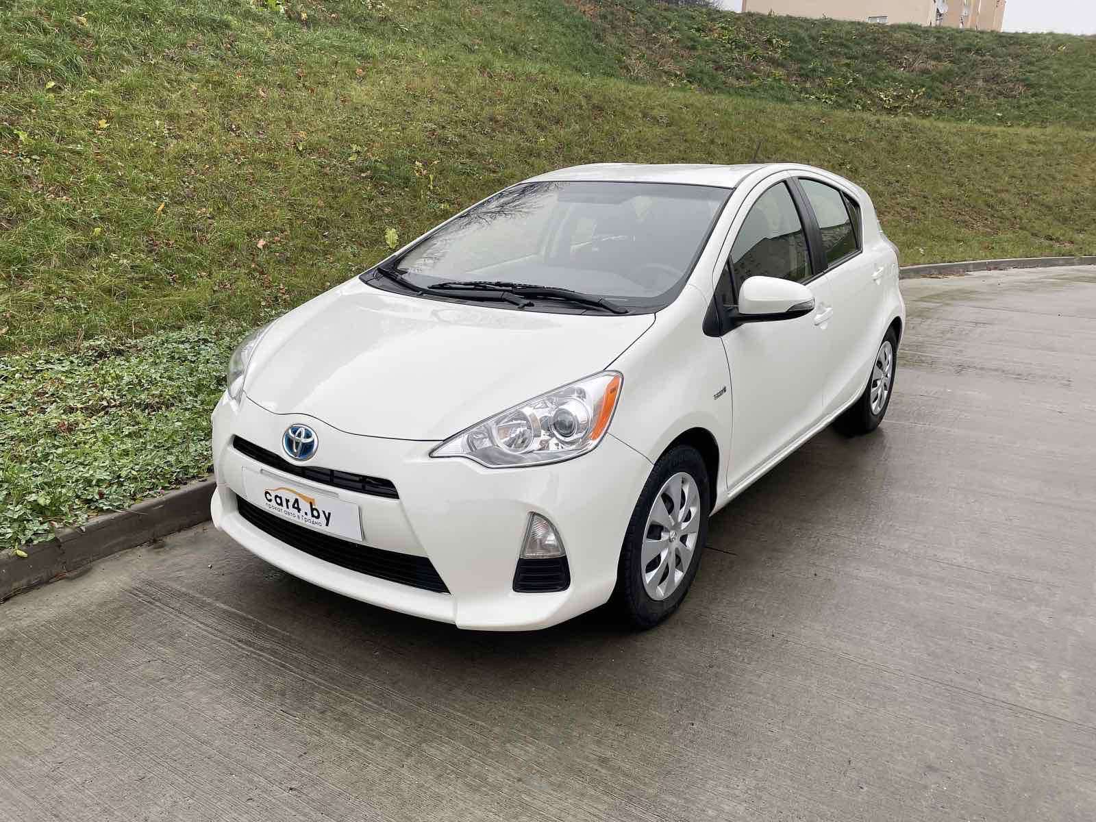Toyota Prius C 2015