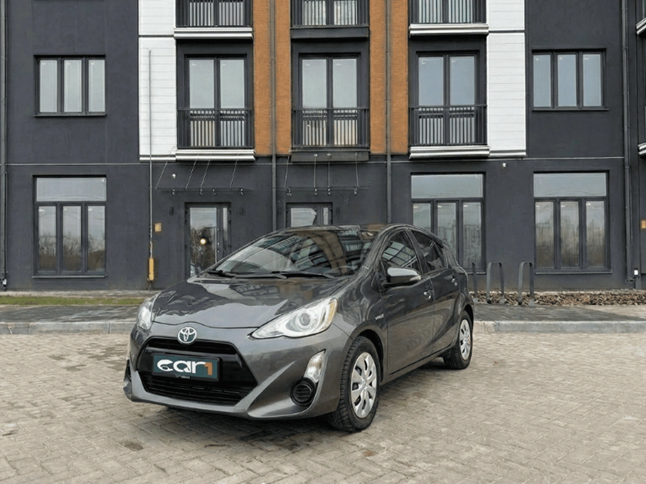 Toyota Prius C 2016