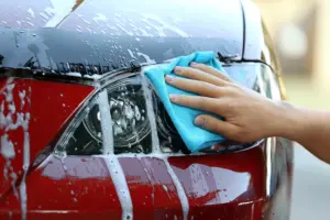 Как правильно мыть автомобиль и сохранить его блеск
